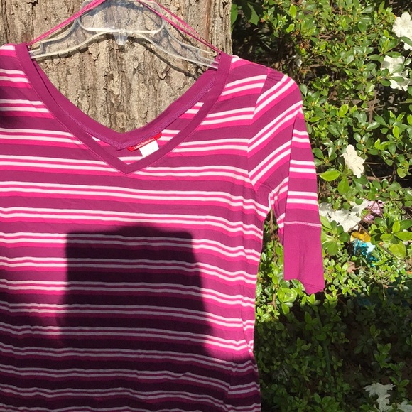 Union Bay Pink Purple White Striped v-Neck & Back Shirt Top 3/4 Sleeves Jrs XL - Picture 4 of 9